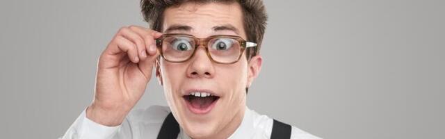 Mršavi štreber se transformisao u lika koga zovu „NOĆNA MORA“