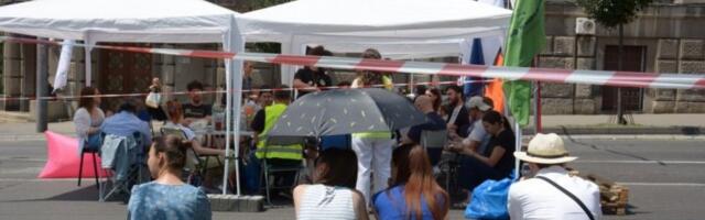 PROVALJENI SU! OTKRIVENO ZAŠTO BLOKADERI PROTESTUJU BAŠ NA VIDOVDAN! Ubacuju kvazipatriotsku retoriku i simboliku SA JEDNIM PODLIM CILJEM