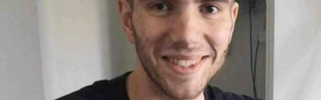 "Klečim i molim dok mi se dete raspada od raka": Potresan apel oca mladića obolelog od retkog tumora