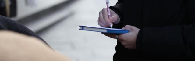 KAKAV BLAM! STUDENTI BLOKADERI ORGANIZOVALI POTPISIVANJE - BEZ HEMIJSKI! Građani ih isprozivali: "AKO SE PO JUTRU DAN POZNAJE, VI NISTE NA PRAVOM PUTU"