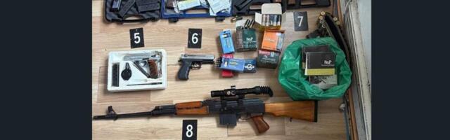 SNAŽAN UDARAC KLANOVIMA U CRNOJ GORI! Uhapšeno više osoba - među njima i žena! Zaplenjen ceo arsenal oružja, droga, kola... PRONAĐENI I SNAJPERI! Svi detalji