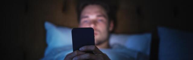 OVA APLIKACIJA VAS PRISLUŠKUJE! Građanima Srbije počele da stižu čudne poruke, NBS pokrenula postupak