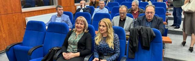 Po 5.000 dolara za 14 žena iz Jablaničkog i Pčinjskog okruga koje pokreću ili žele da unaprede svoje poslovanje