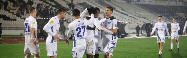 Fudbaleri Železničara blistaju od sreće posle velike pobede nad Partizanom: "Najveća pobeda u istoriji"