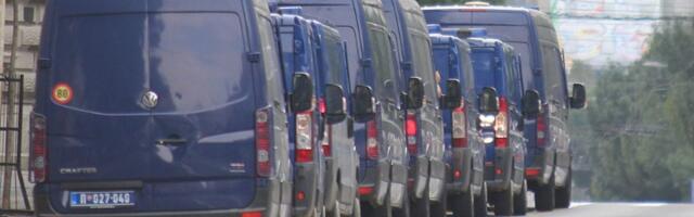 Opsadno stanje u centru Beograda: Policajci u punoj opremi upali u objekat, blokirana ulica