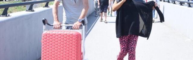 PRVE SLIKE ANE NIKOLIĆ NAKON RASTINOG HAPŠENJA! Stanje pevačice je JASNO, emocija na njenom LICU govori više od HILJADU REČI! (GALERIJA)