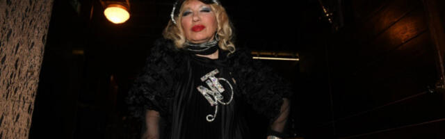 SINU NAŠE PEVAČICE STALO SRCE I ISKVARIO: Zatekla STRAVIČAN PRIZOR, htela da se UBIJE da nije preživeo tad! (FOTO)