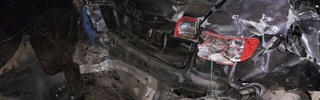 Prvi snimak posle teške nesreće u Novom Pazaru: "Audi" potpuno zgužvan, više osoba povređeno