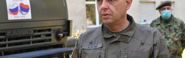 Ministar Vulin: Ćulibrk je slagao da država kupuje novine koje deli pacijentima na Sajmu