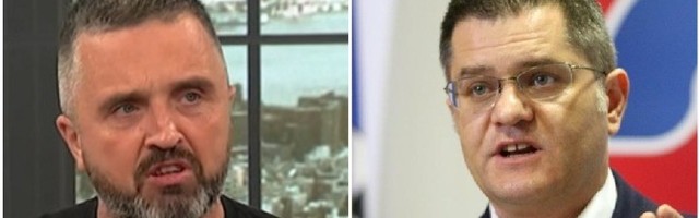ISTREŠĆU TE IZ GAĆA! Duel narodnjaka i Vučićevića (VIDEO)