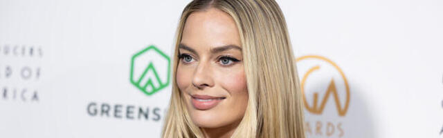 Antibarbie izgled Margot Robbie na dodeli Oskara 2024.