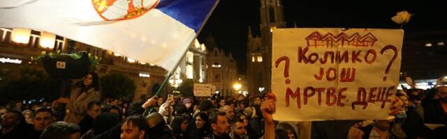 POČEO PROTEST Građani i opozicija ispred Vlade, traže se OSTAVKE I HAPŠENJE (UŽIVO)