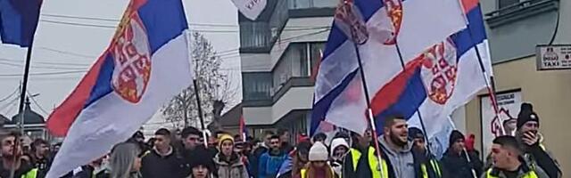 Čačanski studenti posle pauze u Slatini nastavili put ka Nišu, prespavaće u Kraljevu