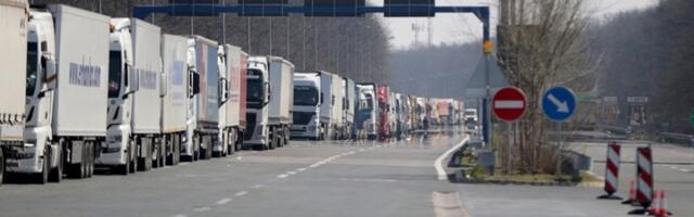 Teretnjaci na izlazu iz Srbije čekaju šest sati