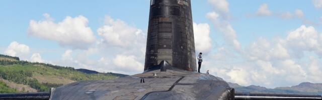 OVO ORUŽJE MOŽE UNIŠTITI 40 RUSKIH GRADOVA: Britanski kontraadmiral objasnio zašto bi Putin trebalo da se plaši