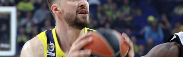 SPEKTAKL U ISTANBULU: Gudurić i Hejs-Dejvis uz zvuk sirene srušili Pariz, Zvezda i Partizan mogu da odahnu