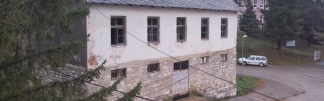 Najviše me pogodi kada ispraćam osmake, znam da se ne vraćaju: Učitelj Mileta čuva školu koja se polako gasi