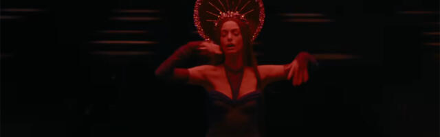 Anne Hathaway u filmu Mother Mary