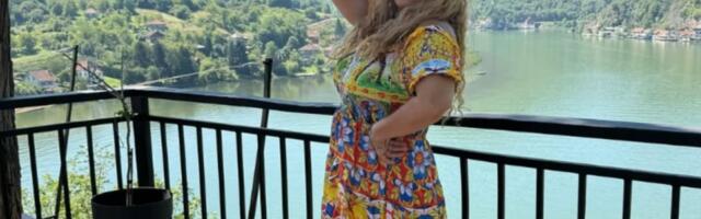 "SAM JE UZEO DETE, HTELA SAM DA UMREM!" Pevačica godinama vodila bitku oko starateljstva sa BIVŠIM SUPRUGOM, a onda stigla presuda suda!