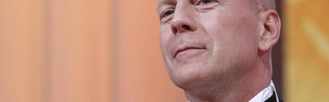 NIJE PRI SVESTI! Teške vesti o stanju Brusa Vilisa, supruga otkrila BOLNU stvar - ONAJ ČOVEK VIŠE NIJE TU