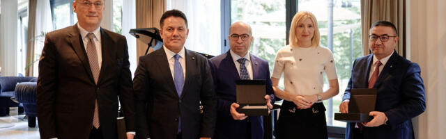 Visa i HALKBANK predstavile prvu Visa Business Signature karticu u Srbiji