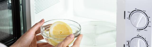 5 trikova za lako čišćenje mikrotalasne i rerne