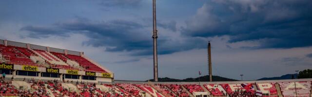 Stadion "Čair" dobija nov teren - hibridni