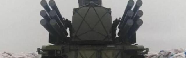 TESTIRAN U RATNIM USLOVIMA UNIŠTAVA SVE OD AVIONA, RAKETA DO DRONOVA: Ruska vojska je dobila novi Pancir-SM-SV sa AESA radarom (VIDEO)