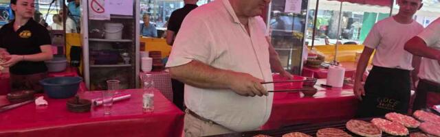 Cvetanović: Neću da budem grobar Roštiljijade, žao mi je što smeta ljudima u centru