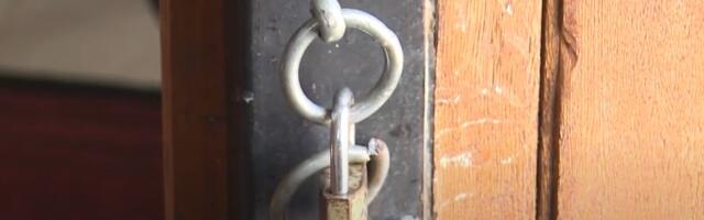 Obijena crkva kod Prištine: Upali sa fantomkama i odneli novac