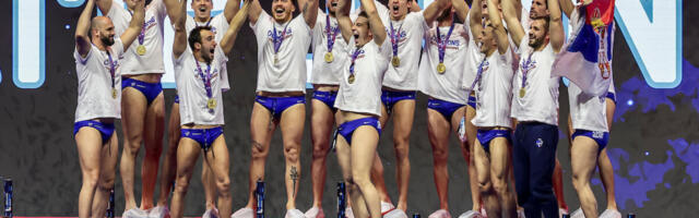 "Čast mi je biti kapiten ovoj ekipi, celu noć sam razmišljao o tome da li ću igrati ili ne..." (Foto)