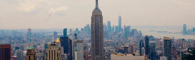 Kako je viralni trenutak na Empire State Buildingu postao novi marketing trend?