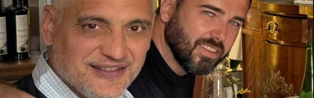 Čeda i Aca uživaju na letovanju: Ova destinacija je za mnoge Srbe san, tu je i vino, pokazali sa kim večeraju