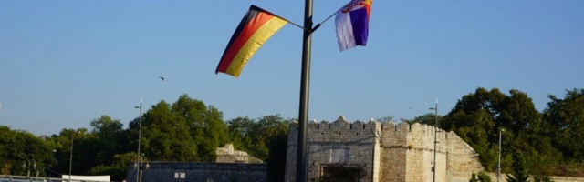 Zastave Nemačke vijore se u Nišu, razlog poseta Angele Merkel Beogradu