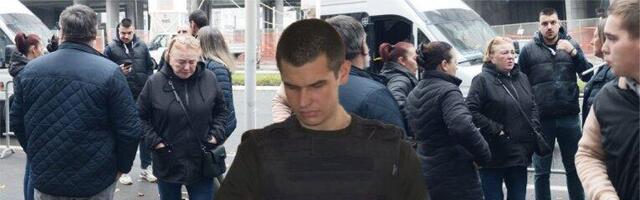 USTANIČKA POD OPSADOM! Žandarmerija sa dugim cevima ispred suda, porodice ubijenih pristižu na izricanje presude Blažićima! (FOTO)