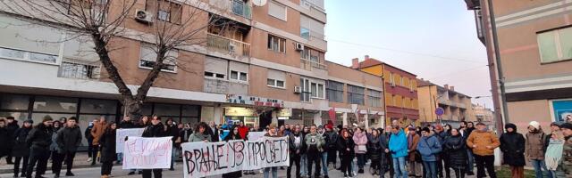 Vranjski studenti stali uz prosvetare: Školski čas u zadnji čas FOTO/VIDEO