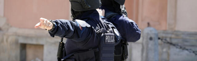 STUDENT KOVAO PLAN ZA MASOVNI NAPAD! Poljska policija ga privela, hteo da aktivira EKSPLOZIV na Božićnom vašaru