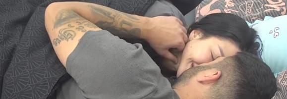 LJUBE SE KO DA MU BIVŠA NIJE U ISTOJ PROSTORIJI: Maja Marinković i Asmin razmenjuju nežnosti (FOTO)