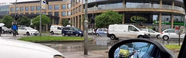 Udes u Branka Bajića, a poranili i radari: Šta se dešava u saobraćaju u Novom Sadu i okolini