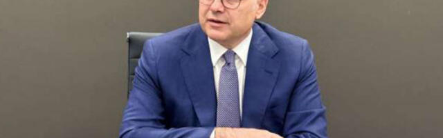 Вучевић одржао састанак са Општинским одбором СНС-а у Врбасу