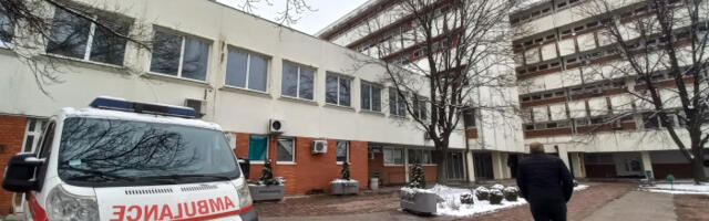 Uprava čačanske bolnice nije dozvolila lekarima da u bolničkom krugu pruže podršku studentima Medicinskog fakulteta