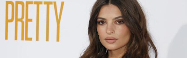 Donji veš zaboravila kod kuće: Fatalna izdanja Emili Ratajkovski - nije za one sa SLABIM SRCEM (FOTO)