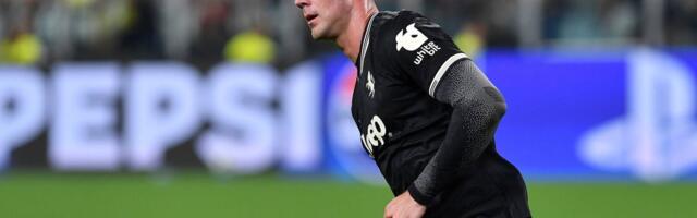 "Vlahović je ozbiljan profesionalac, nosi crno-bele boje u sebi": Legendarni fudbaler reagovao na debakl