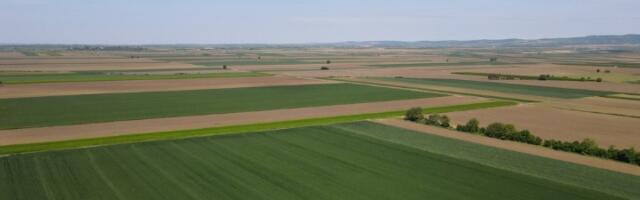 SRCE: Srbija godišnje gubi 25.000 hektara poljoprivrednog zeljišta