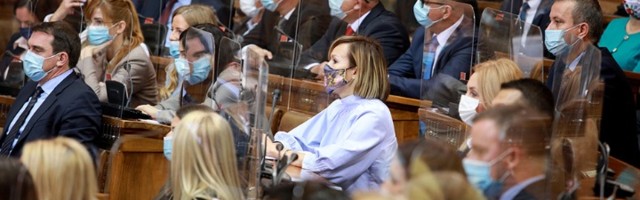 Vučić, Vučić, Đilas, Đilas: Čemu služi Skupština?