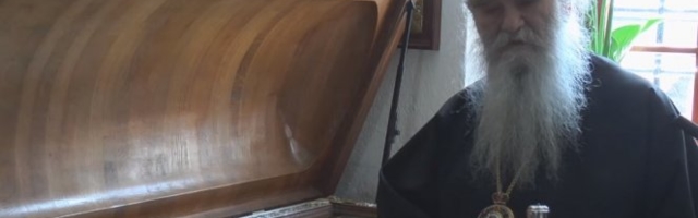 MITROPOLIT AMFILOHIJE APELUJE: OSLOBODITE VLADIKU JOANIKIJA! Ako neko treba da odgovara, onda sam to ja!