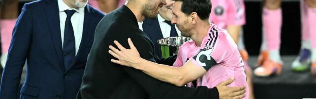 LIONEL MESI - NAJBOLJI ASISTENT U ISTORIJI FUDBALA! Čudesni Argentinac osvojio 47. trofej u karijeri, Alkaraz mu predao pehar! (VIDEO)