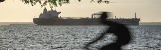 Најмање четири танкера који су испловили из Венецуеле вратила се у воде те земље