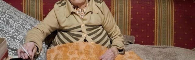 Baka Slavka proslavila 102. rođendan, nadživela supruga i dve ćerke
