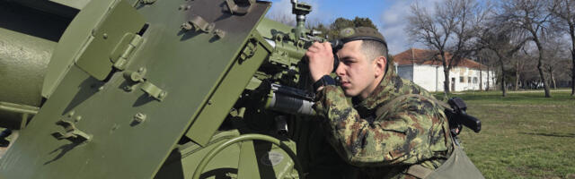 Војници децембарске генерације успешно прошли другу проверу обучености